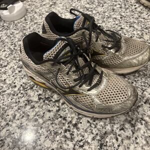 Mizuno Wave Rider 15 Men’s 9 Gray Yellow / Navy - Good Preowned Condition